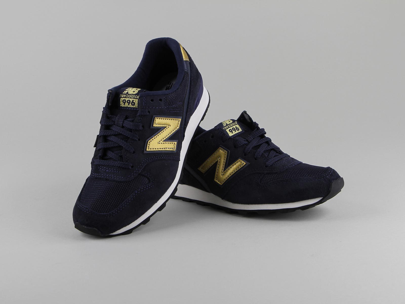 chaussure new balance bleu marine